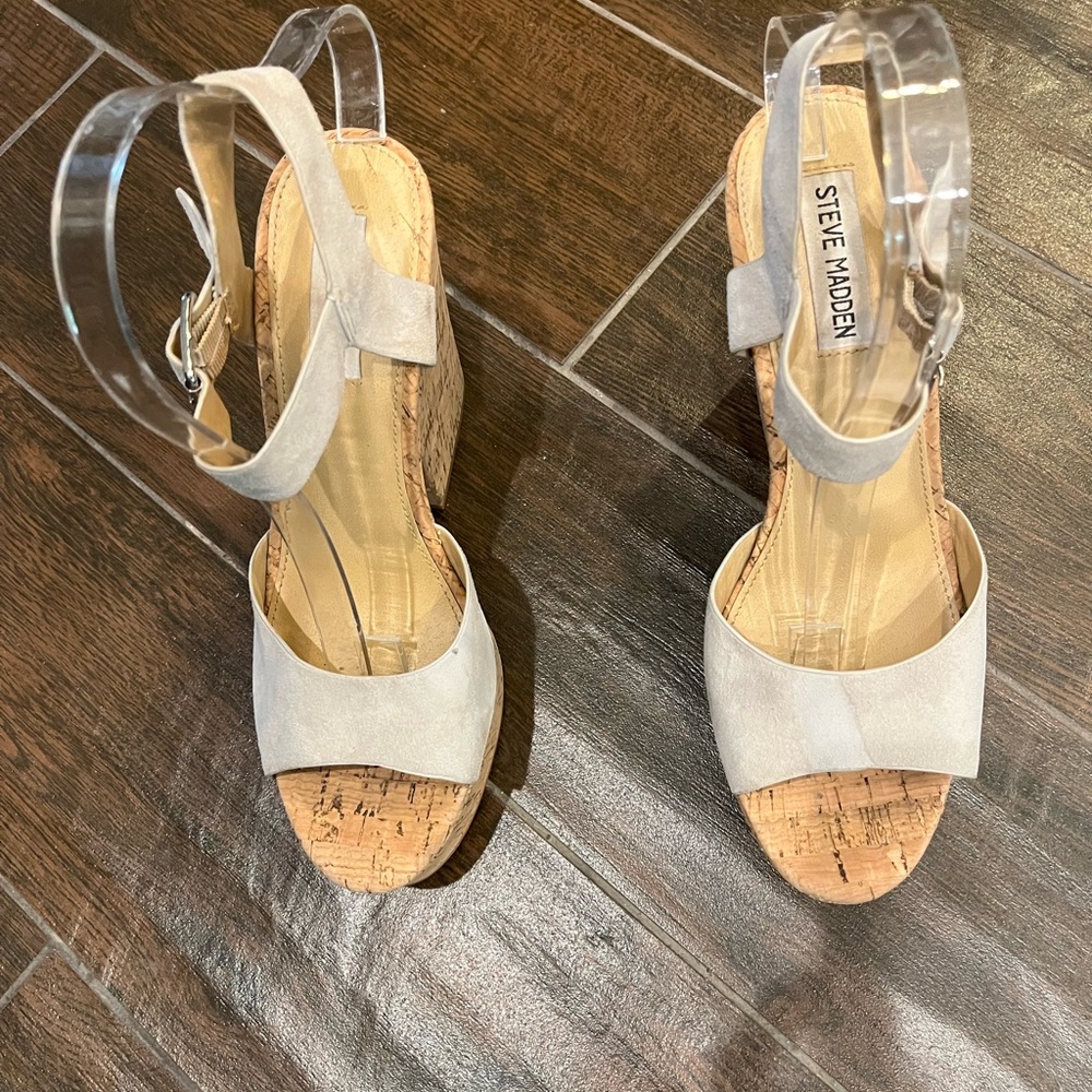 Steve Madden Women's Cream Wedge Sandals